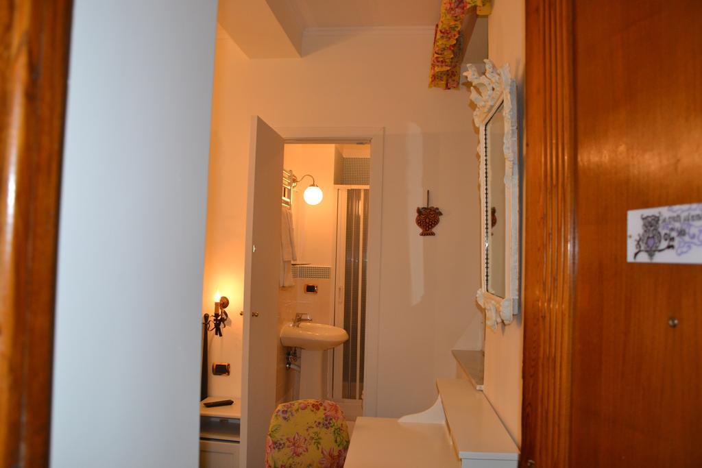 La Civetta Sul Como Bed & Breakfast Napoli
